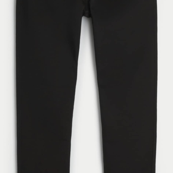 Hollister Stylish Black Slim Men's Jeans - Picture 3 of 5